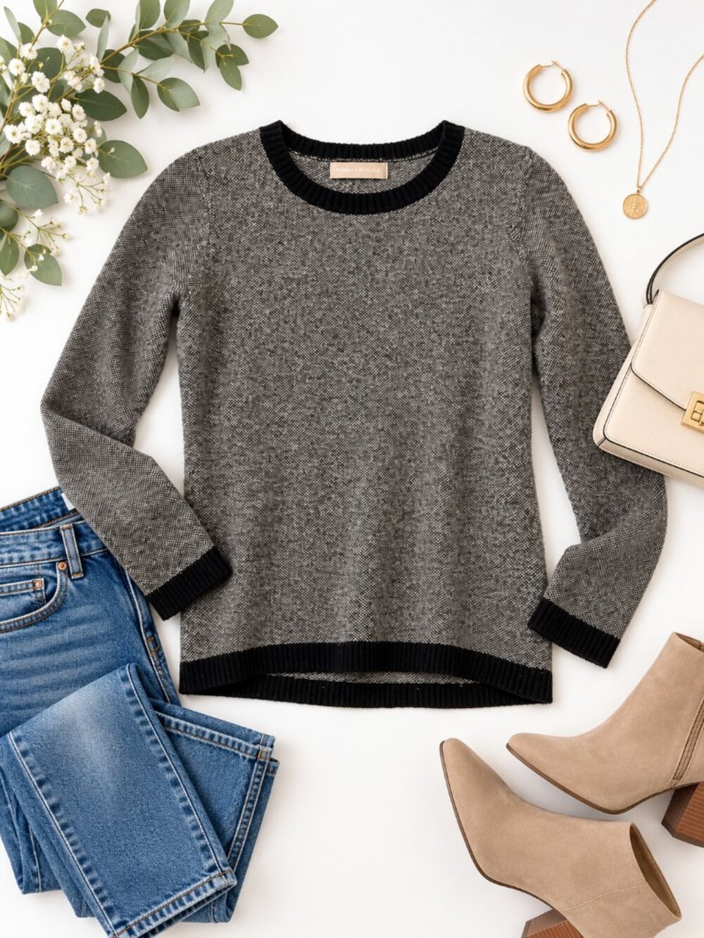 Banana Republic Gray Black Trim Crewneck Knit Sweater Women's Size Small